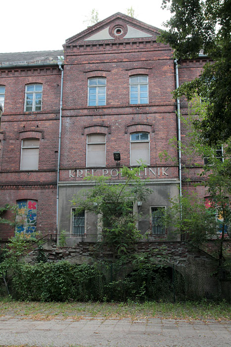 Kreispoliklinik Burg, Foto: Martin Schramme, 2014