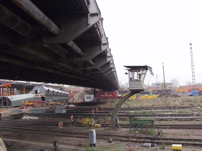 Berliner Bruecke, Hindenburg-Bruecke Halle Saale, Foto: Martin Schramme, 2006