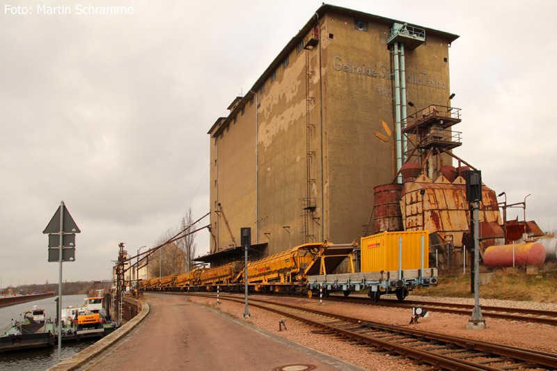 Getreide-Silo am Hafen Halle-Trotha, Foto: Martin Schramme, 2015