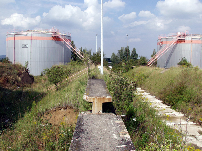 stillgelegtes Tanklager bei Krumpa, Foto: Martin Schramme